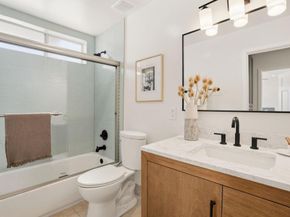 5027 Santa Monica Avenue B, San Diego CA 92107