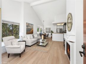 4045 Carmel View 88, San Diego CA 92130