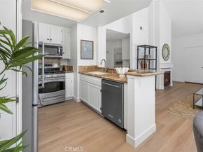 4045 Carmel View 88, San Diego CA 92130