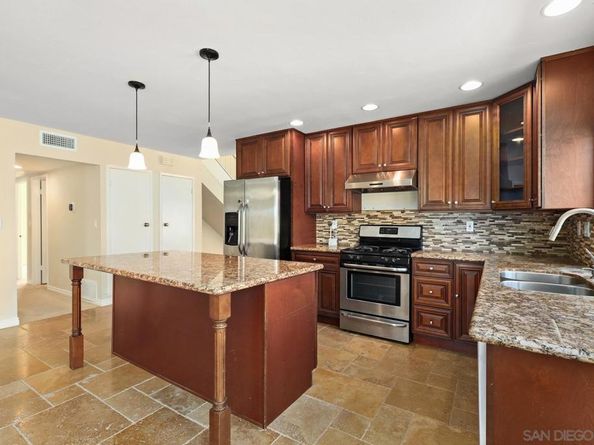 8761 Menkar Rd, San Diego CA 92126