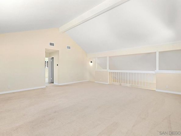8761 Menkar Rd, San Diego CA 92126