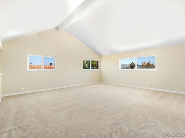 8761 Menkar Rd, San Diego CA 92126