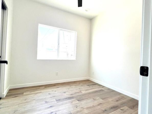 4922 Muir Ave, San Diego CA 92107