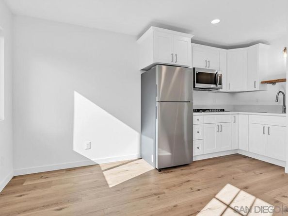 4922 Muir Ave, San Diego CA 92107
