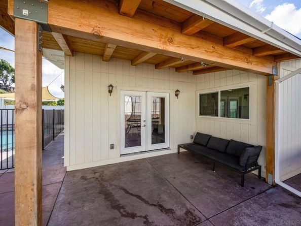 13553 Carriage Rd, Poway CA 92064