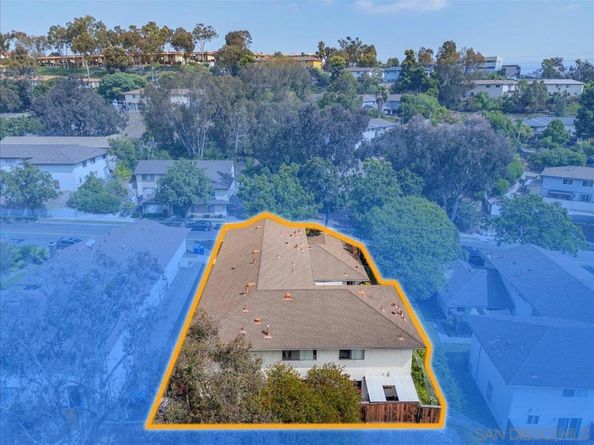 2139 Via Esmarca, Oceanside CA 92054