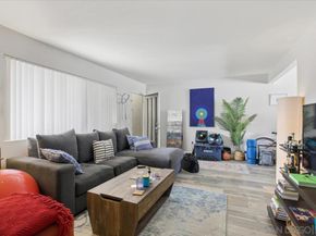 2139 Via Esmarca, Oceanside CA 92054
