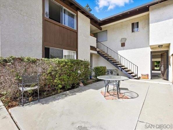 2139 Via Esmarca, Oceanside CA 92054