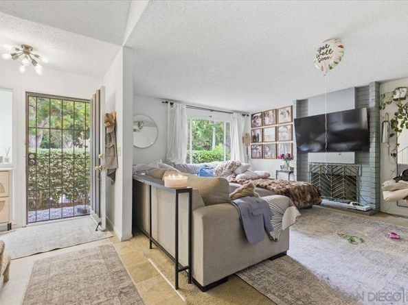 2139 Via Esmarca, Oceanside CA 92054