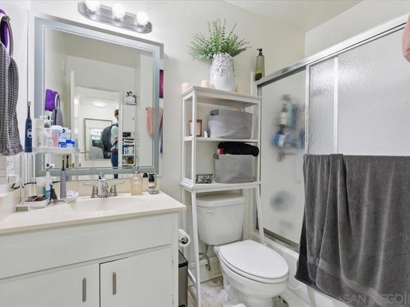 2139 Via Esmarca, Oceanside CA 92054