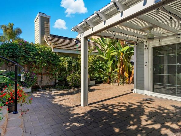 10462 Rancho Carmel Dr, San Diego CA 92128