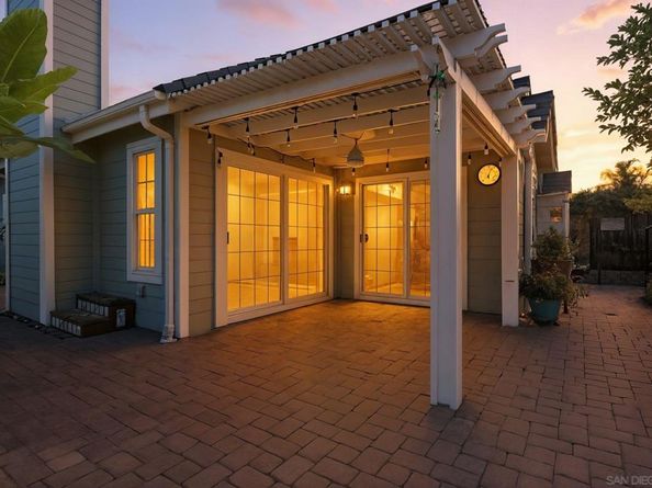 10462 Rancho Carmel Dr, San Diego CA 92128