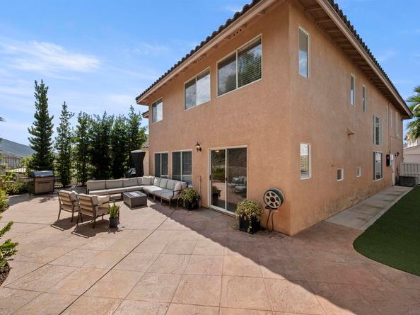 10145 Challenger Ct, Spring Valley CA 91978
