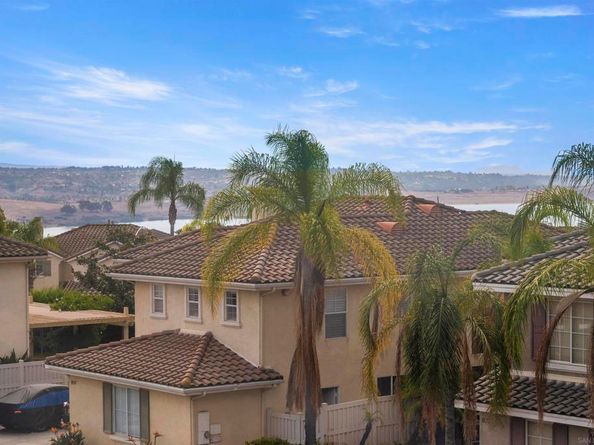 10145 Challenger Ct, Spring Valley CA 91978