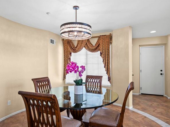 10145 Challenger Ct, Spring Valley CA 91978