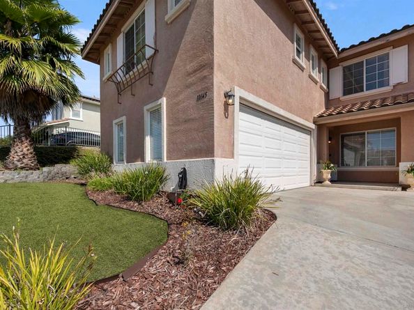 10145 Challenger Ct, Spring Valley CA 91978
