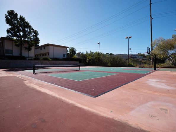 3942 Valeta St 256, San Diego CA 92110