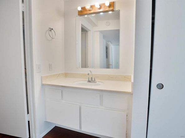 3942 Valeta St 256, San Diego CA 92110