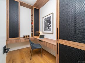 1542 Copa De Oro Dr, La Jolla CA 92037