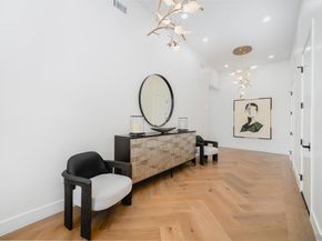 1542 Copa De Oro Dr, La Jolla CA 92037