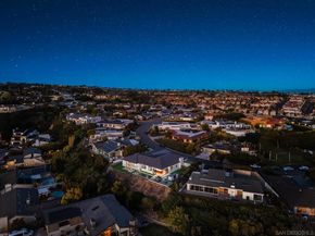 1542 Copa De Oro Dr, La Jolla CA 92037