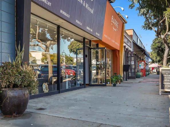 935 Genter St 306, La Jolla CA 92037