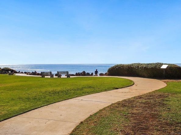 935 Genter St 306, La Jolla CA 92037