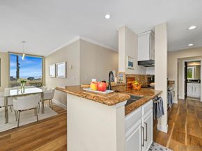 935 Genter St 306, La Jolla CA 92037