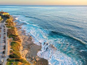 935 Genter St 306, La Jolla CA 92037