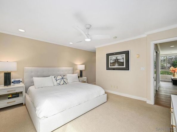 935 Genter St 306, La Jolla CA 92037