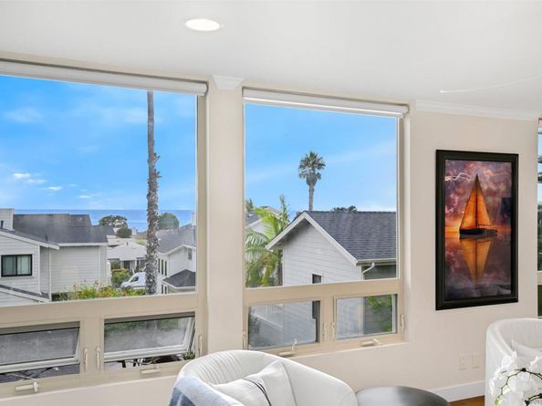 935 Genter St 306, La Jolla CA 92037