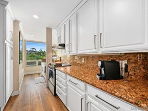 935 Genter St 306, La Jolla CA 92037