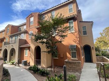 1883 Aquamarine Ct