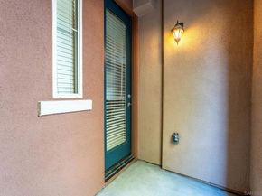 1883 Aquamarine Ct 7, Chula Vista CA 91913