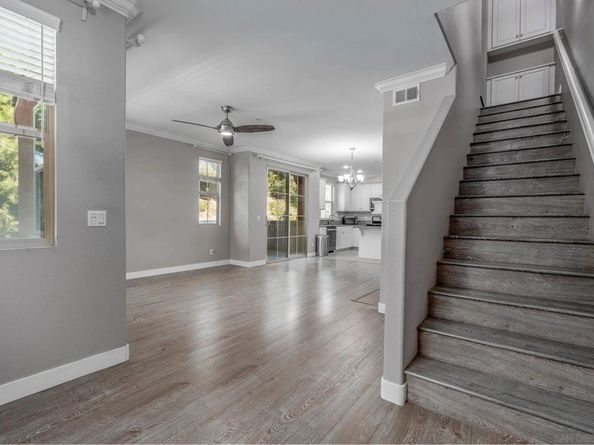 1883 Aquamarine Ct 7, Chula Vista CA 91913