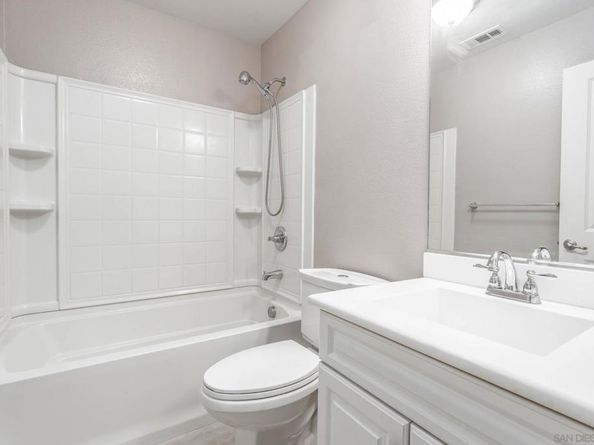 1883 Aquamarine Ct 7, Chula Vista CA 91913