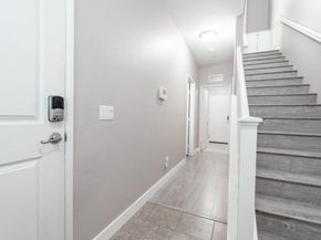 1883 Aquamarine Ct 7, Chula Vista CA 91913