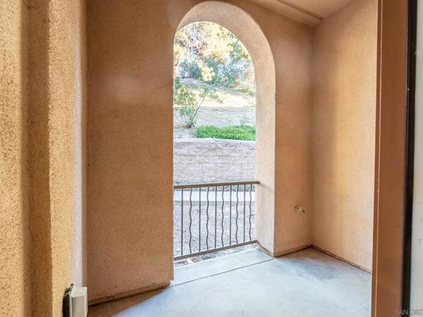 1883 Aquamarine Ct 7, Chula Vista CA 91913