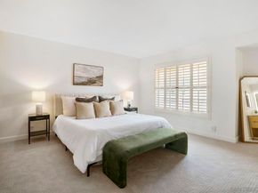 3275 Caminito Eastbluff 203, La Jolla CA 92037