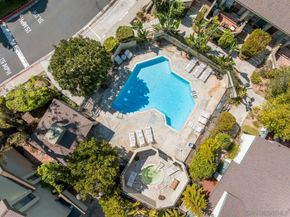 3275 Caminito Eastbluff 203, La Jolla CA 92037