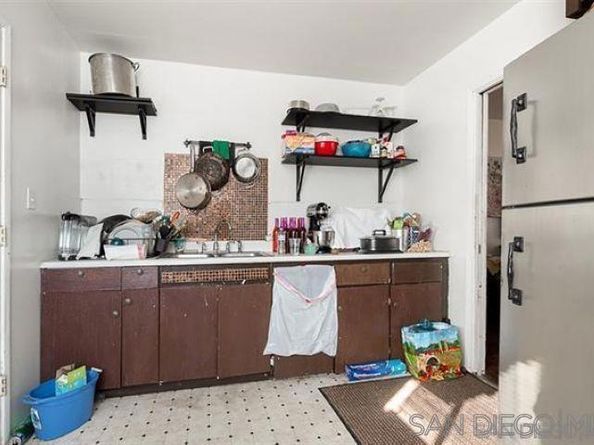 811 S 32nd St, San Diego CA 92113