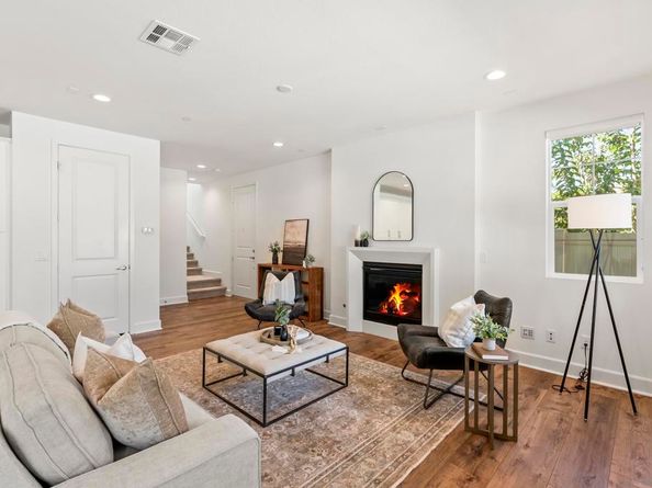3304 Telaga Rd, Carlsbad CA 92010