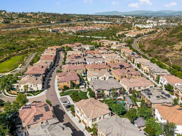 3304 Telaga Rd, Carlsbad CA 92010