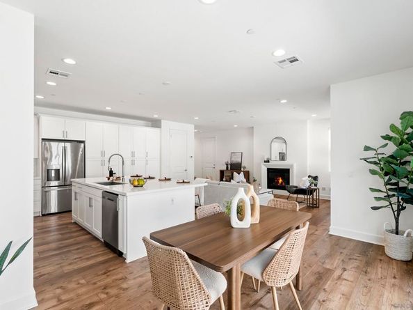 3304 Telaga Rd, Carlsbad CA 92010