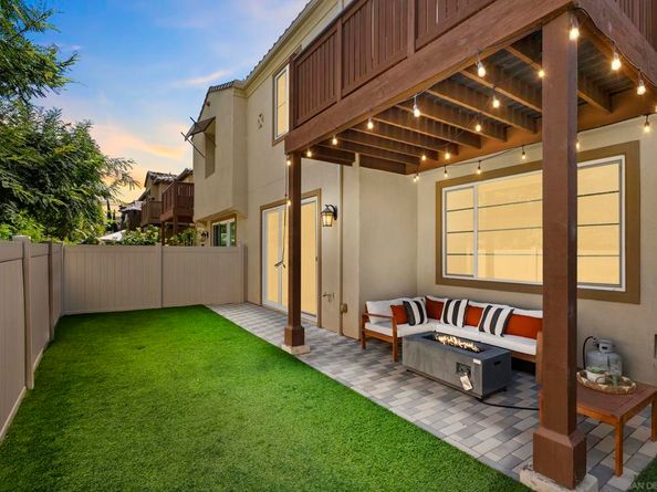 3304 Telaga Rd, Carlsbad CA 92010