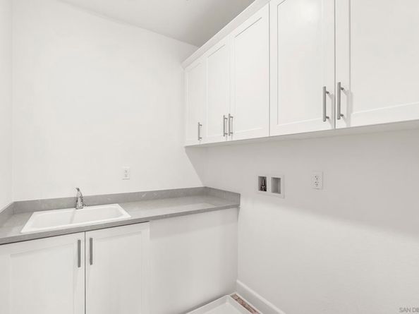 3304 Telaga Rd, Carlsbad CA 92010