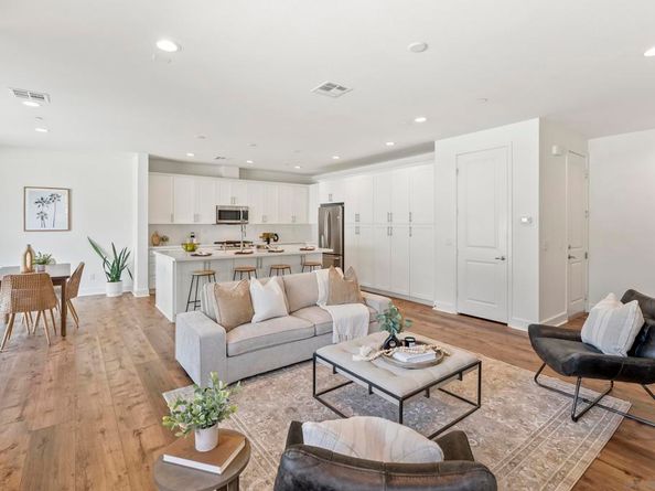 3304 Telaga Rd, Carlsbad CA 92010