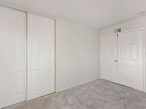 3244 Caminito Eastbluff 44, La Jolla CA 92037