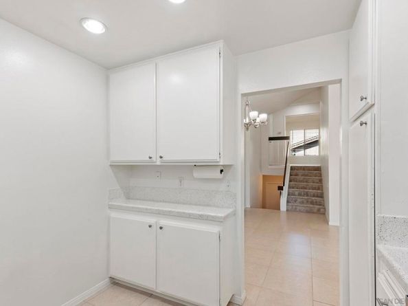 3244 Caminito Eastbluff 44, La Jolla CA 92037