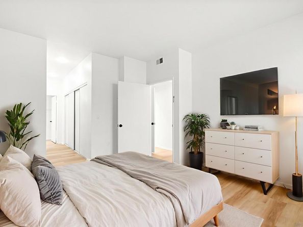 18644 Caminito Cantilena 265, San Diego CA 92128